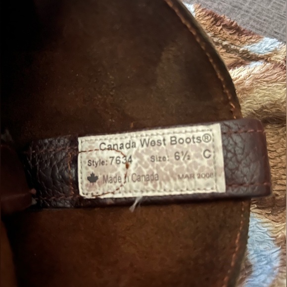 Brown Leather Heeled Boots - Picture 11 of 11